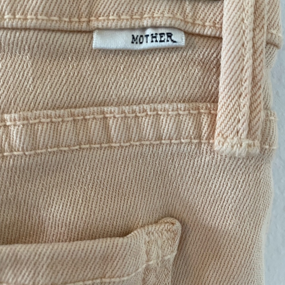 MOTHER “The Rascal Cuff” Jeans 25 - Picture 7 of 9